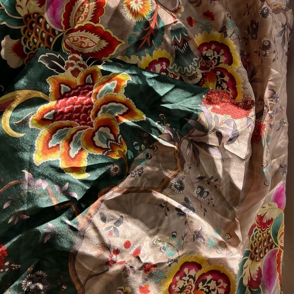 100% Silk Johnny Was Floral Patterned Scarf 42” by 42” - Picture 3 of 6